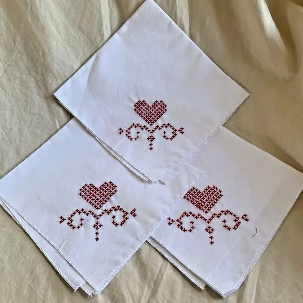 Vtg Cocktail Tea Napkins Cross-Stitch Embroidery Valentines  16x16” 6pc Handmade